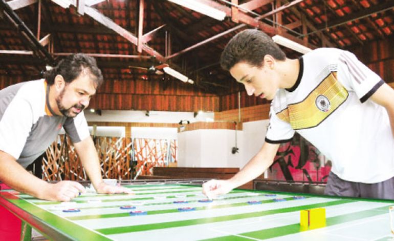 Marcio Oliveira, José Luís joga há 48 anos e diz ser “uma tradição brasileira”