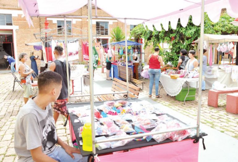 José Reis, Feira ocorre no primeiro sábado de todo mês, no boulevard, do Centro Cultural Matarazzo