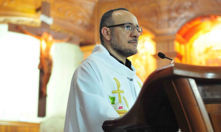 Arquivo, Padre Sandro diz que evento pascal é o principal acontecimento da fé