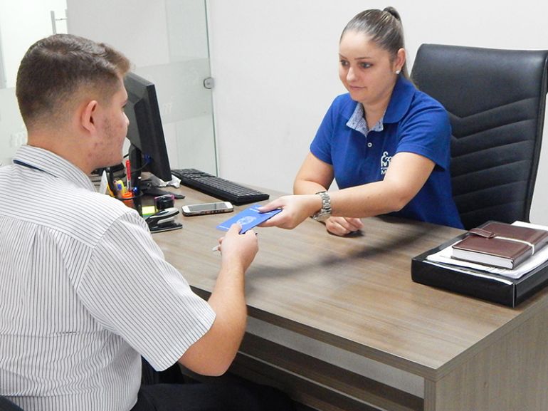 Cedida / Fundação Mirim | Na Fundação Mirim, segundo Joyce, são recebidos por ano 350 jovens em busca do 1º emprego