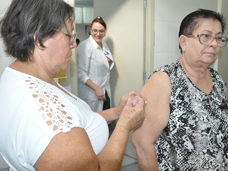 Jose Reis - Campanha pretende imunizar 90% de cada grupo prioritário