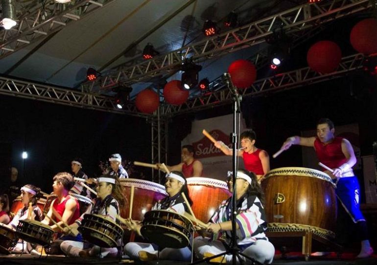 TAIKÔ Os tambores de Okinawa ecoam no clube de campo da Acae, em homenagem aos 110 anos da imigração japonesa