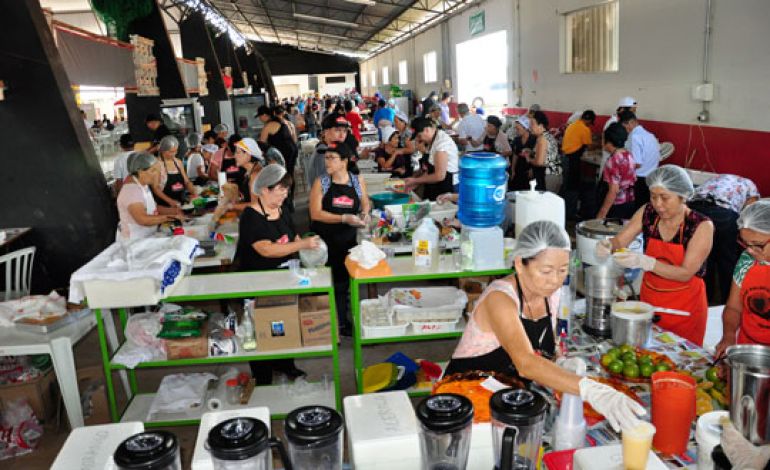 José Reis , Cerca de 400 voluntários colaboram com produção dos pratos
