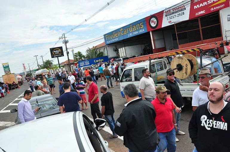 José Reis - Protestos em Presidente Prudente foram mantidos pelos caminhoneiros ontem às margens da Rodovia Raposo Tavares