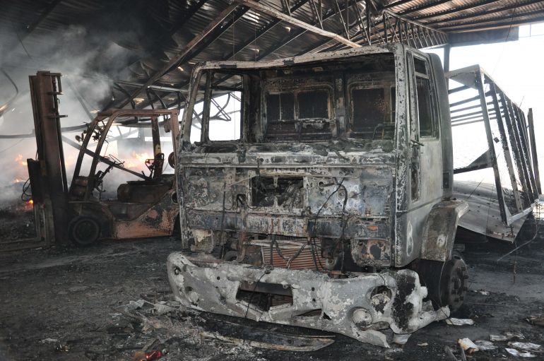 José Reis - Chamas danificaram inclusive caminhão que era utilizado para a coleta nos bairros