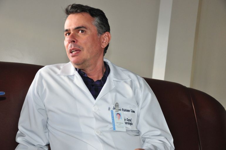José Reis - Luiz Fabiano diz que cálculo de IMC é requisito para cirurgia