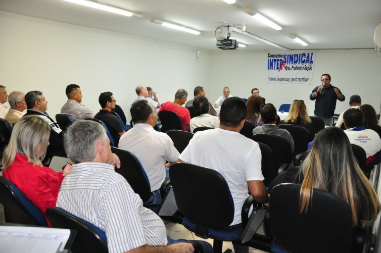 José Reis - Palestra discutiu mudanças na relação entre trabalhador e empregador