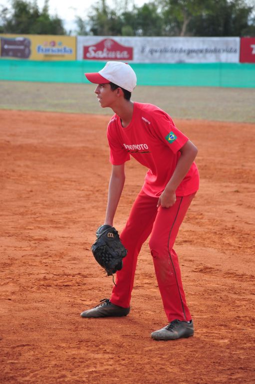 Marcio Oliveira - Gustavo Cardoso Massena, 13 anos, foi visto pelos olheiros do Major League que estavam no CT Yakult, de Ibiúna (SP)