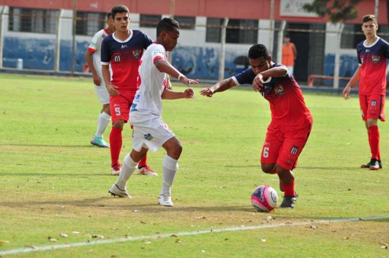 José Reis - Categoria sub-15 levou a melhor em campo e garantiu 2 gols