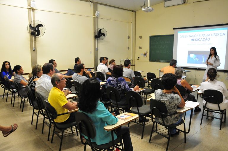 Marcio Oliveira - Projetos sociais auxiliam munícipes a largarem tabagismo