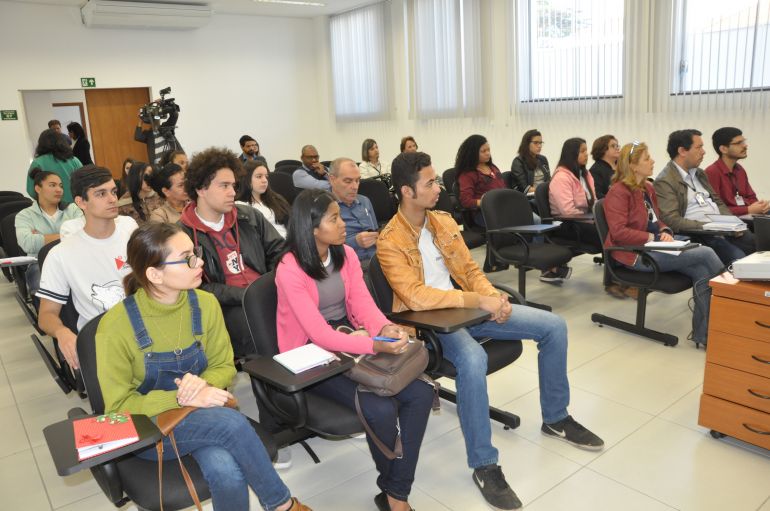 José Reis - Grêmios estudantis se reuniram na sede do MPE, na manhã de ontem