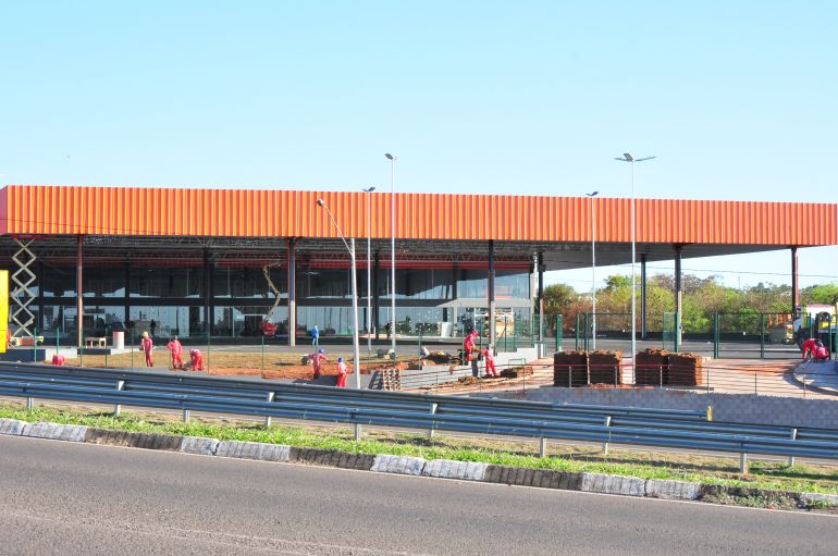 José Reis - Construção do empreendimento é às margens da Rodovia Raposo Tavares (SP-270), próximo ao campus 2 da Unoeste