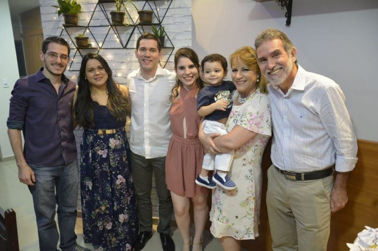 Luiz Camolez e Yolanda, com os filhos Ângelo e Ilva, nora, genro, e o neto Murilo