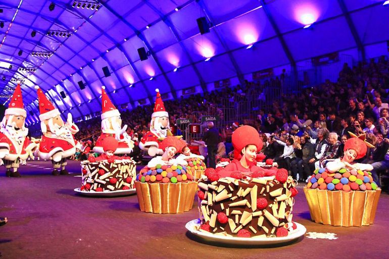 Cleiton Thiele: Desfile dos personagens do Natal, num cortejo grandioso de muita alegria emoção por Gramado