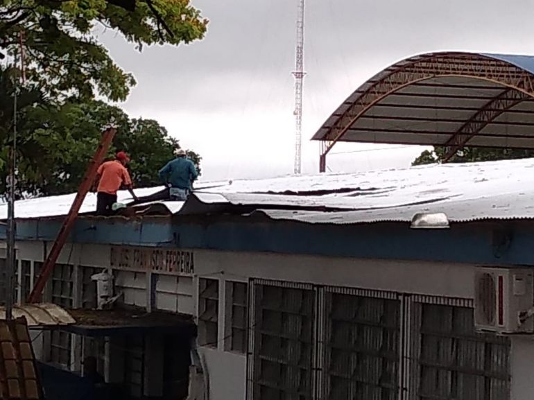 O Pacaembuense/Cedida - Equipes da Prefeitura de Pacaembu iniciaram reparos no prédio ontem