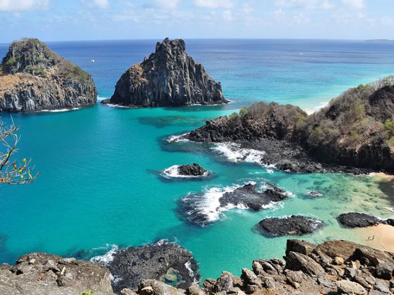 Cecília de Sá Pereira - Baía dos Porcos (2º lugar, dentre as praias mais bonitas do Brasil), parece uma piscina de peixes coloridos