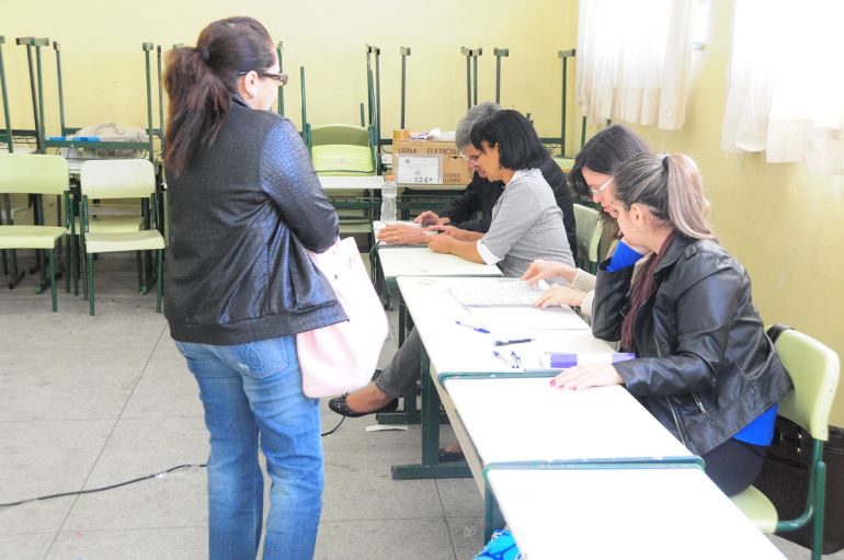 Arquivo - Região de Prudente contabiliza 7.927 mesários durante as votações