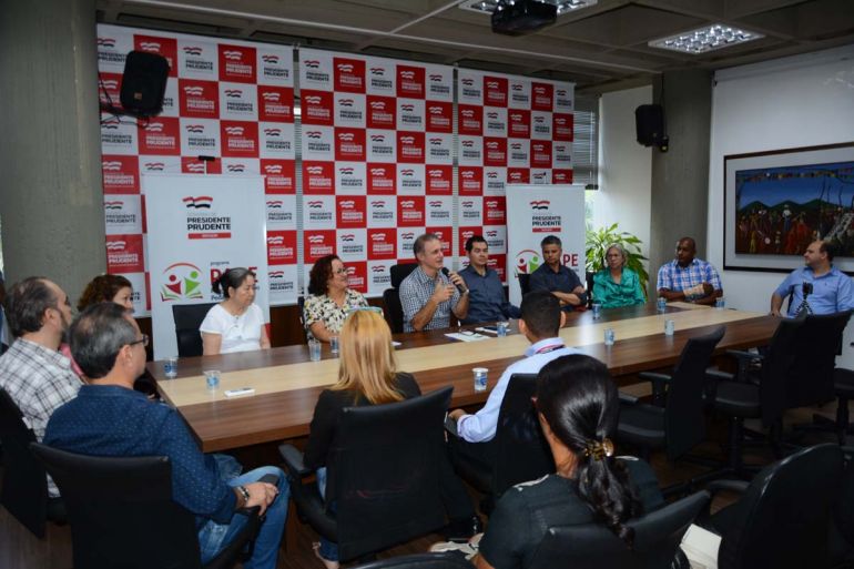 Marcos Sanches/Secom - Evento ocorreu hoje, no gabinete do Paço Municipal Florivaldo Leal, com a presença de autoridades