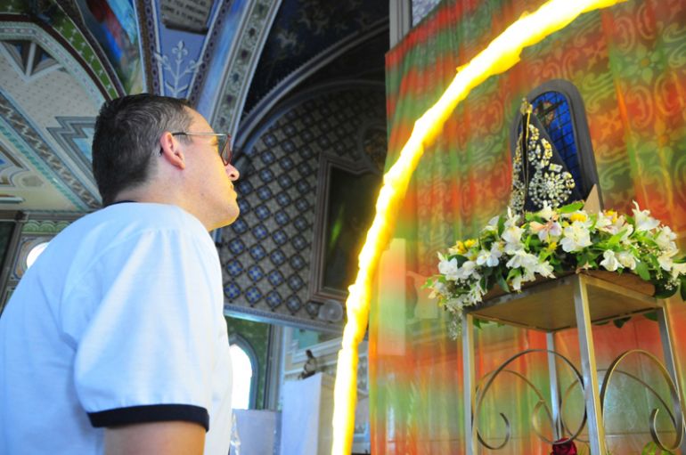 Marcio Oliveira: Fernando vive fervorosamente uma vida de amor e fé à Nossa Senhora Aparecida, mãe de Cristo Jesus