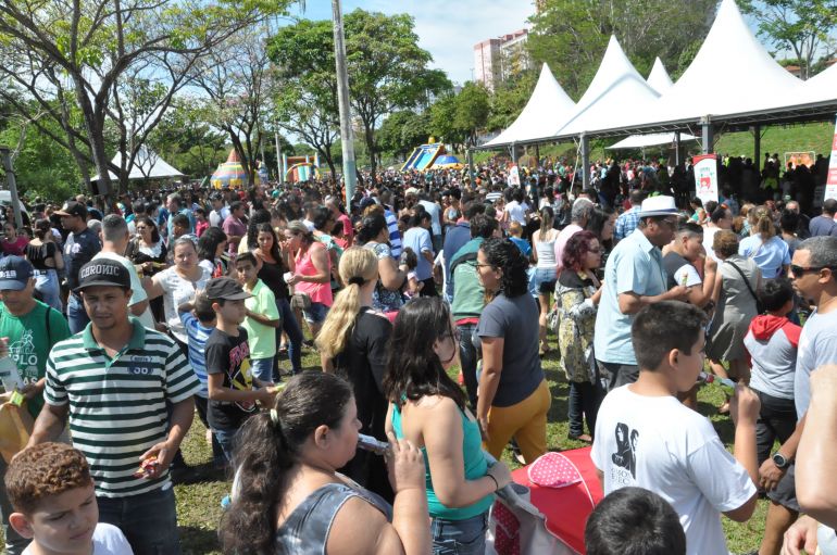 José Reis - Famílias participaram em peso da 10ª edição do Brinca Prudente, ontem