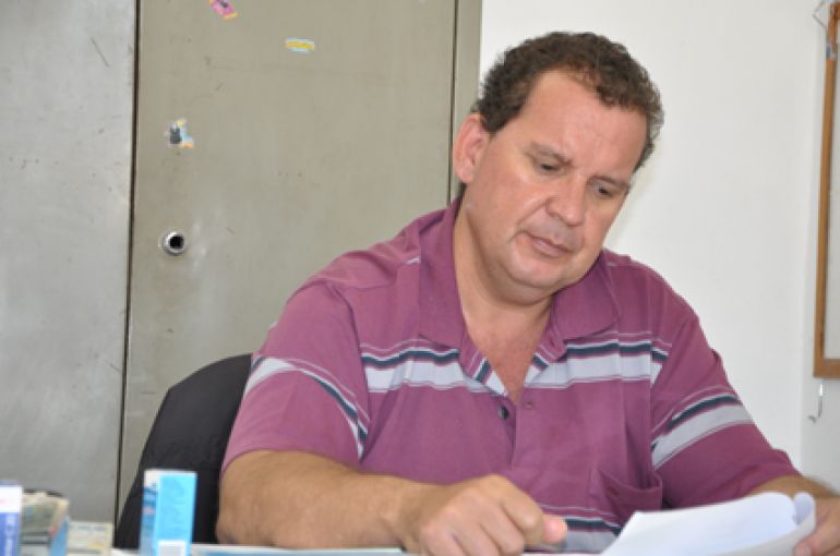 José Reis - Carlos de Lima atenta sobre proibição do uso de mangueiras: "Desperdício de água"