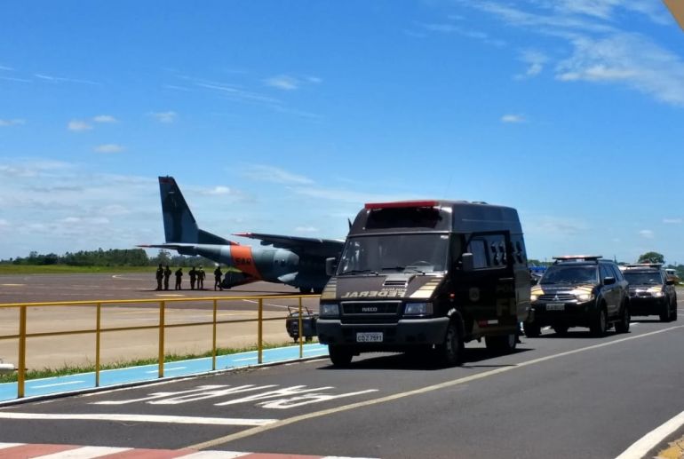 WhatsApp / Reprodução - Equipes do COT estiveram na manhã de hoje no Aeroporto Estadual de Presidente Prudente