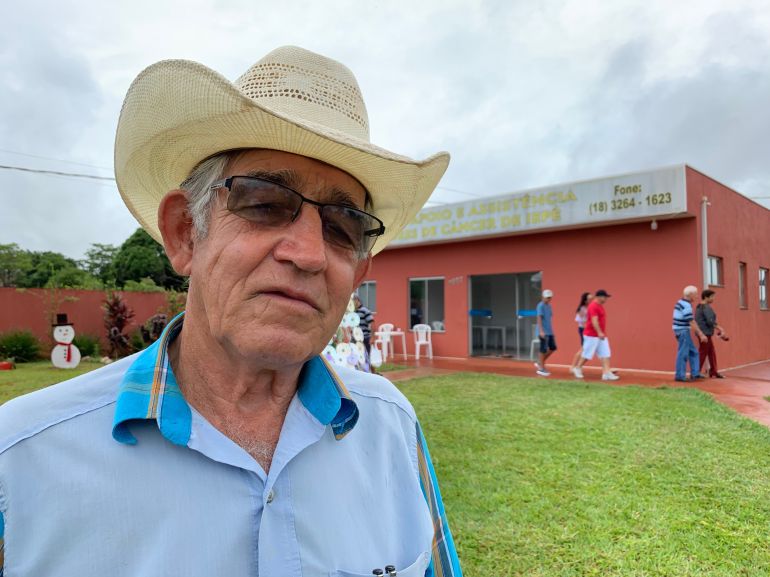 VOLUNTÁRIO  Adelino Braga, presidente da Associação de Apoio ao Portador de Câncer de Iepê