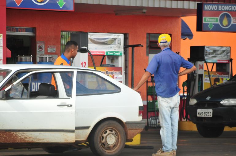 Marcio Oliveira - Gasolina, etanol e diesel são encontrados mais baratos em Prudente em relação ao mês passado