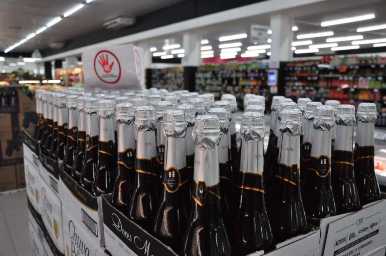 José Reis - Vinhos, champanhes, cervejas  e refrigerante são os mais procurados em supermercados