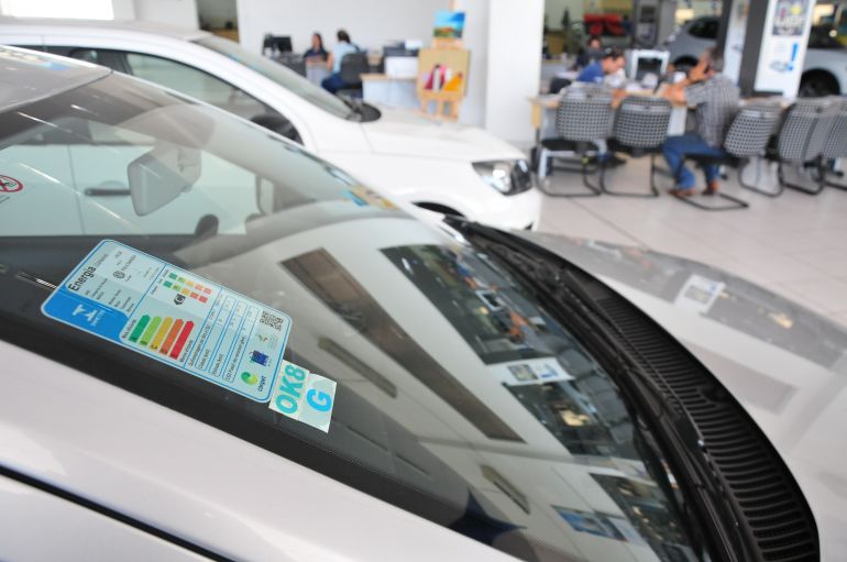 Marcio Oliveira - Concessionárias visam ultrapassar meta de vendas, com retomada do crescimento da economia