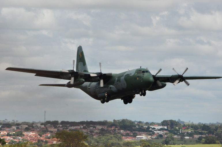 José Reis - Detentos partiram em aviões da FAB, no Aeroporto Estadual de Presidente Prudente