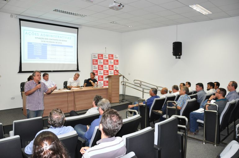 José Reis - Participaram da reunião chefes do Executivo e autoridades responsáveis